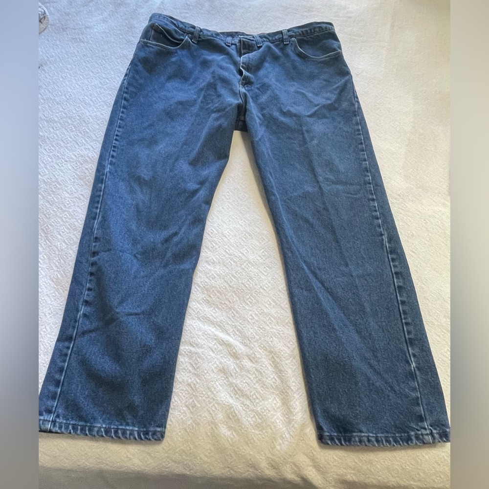 Austin Clothing Co. Relaxed Fit Blue Jeans
size W 44 X L 32